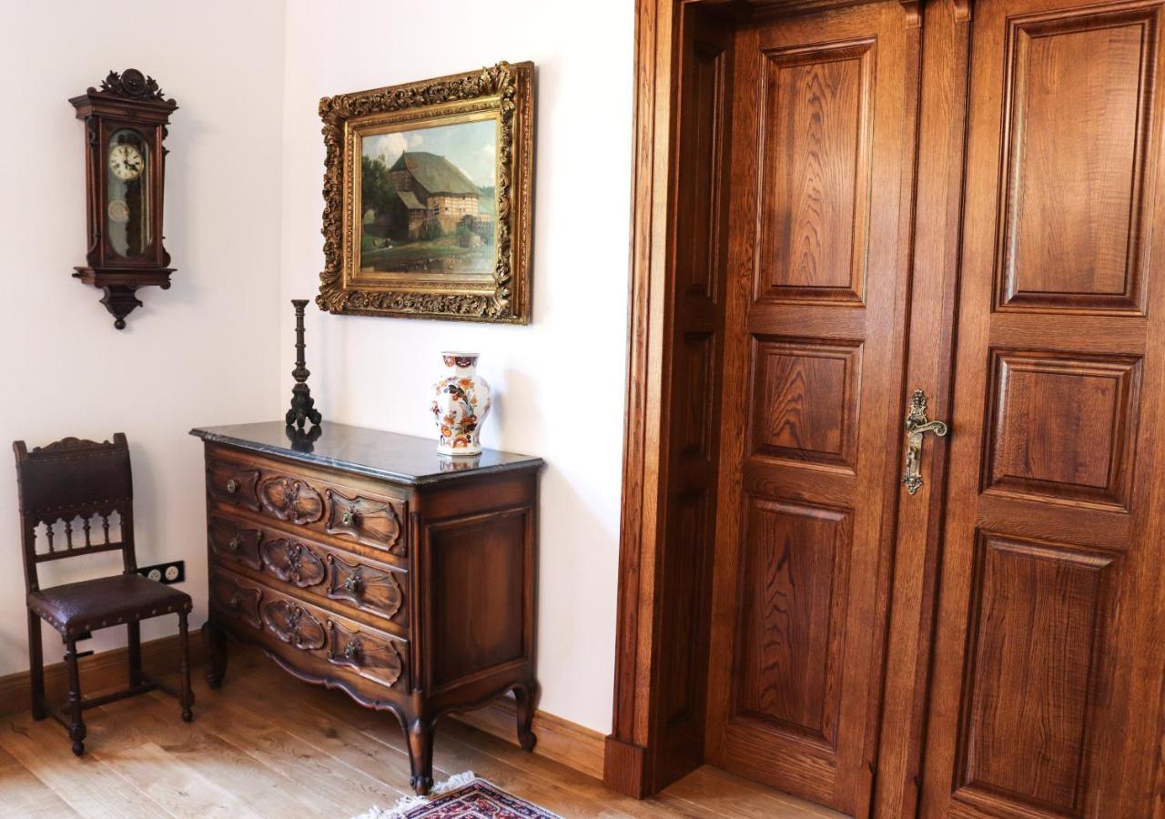 Dwor Gogolewo Nad Warta Bed & Breakfast Ksiaz Wielkopolski Eksteriør bilde